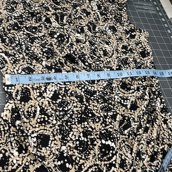 Beautiful Dress - Picture 7 of 7